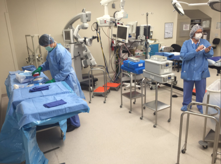 Medicine and Healthcare Alumni Visit Current Students