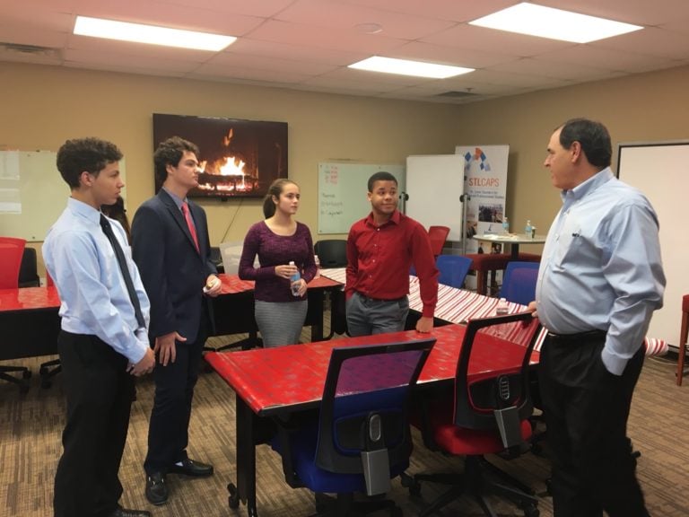 St. Louis CAPS Student Associates Host Holiday Networking Event for Business Partners