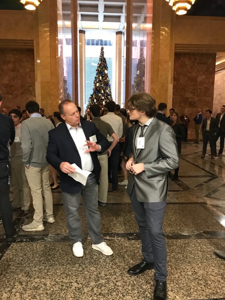 St. Louis CAPS Student Participates in Elevator Pitch Competition